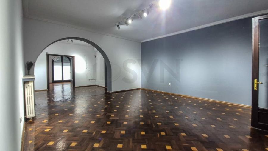 Spațiu comercial, de 170 mp, în Central