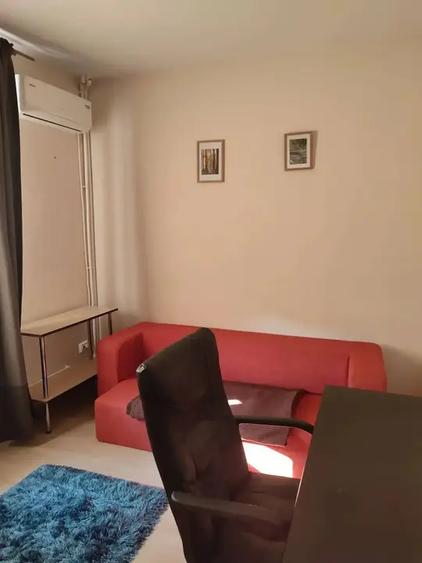 Apartament cu 4 camere decomandat, mobilat în Nord