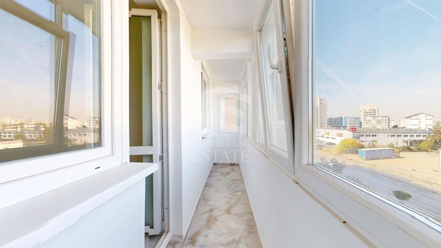Apartament cu 3 camere decomandat în Drumul Taberei