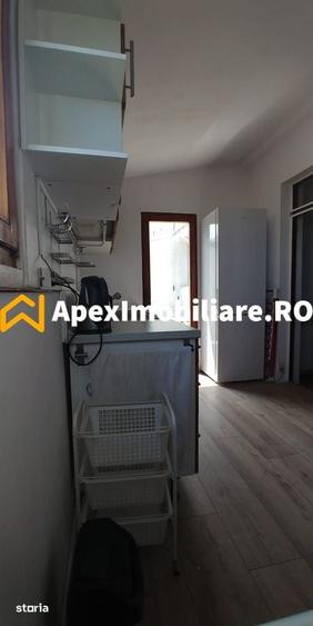 Apartament cu 2 camere semidecomandat în Pieptănari