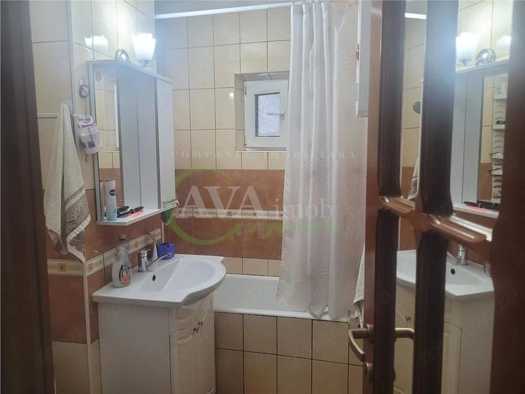 Apartament cu 2 camere semidecomandat în Mioriței