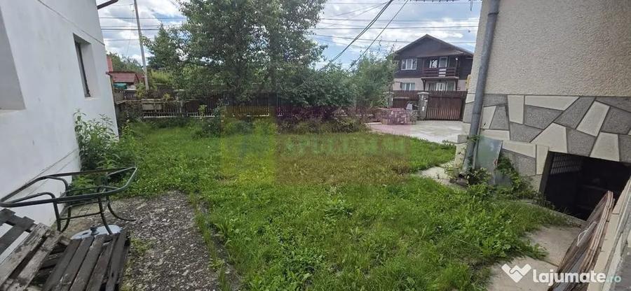 Casă cu 5 camere cu Teren 379 Mp în Central