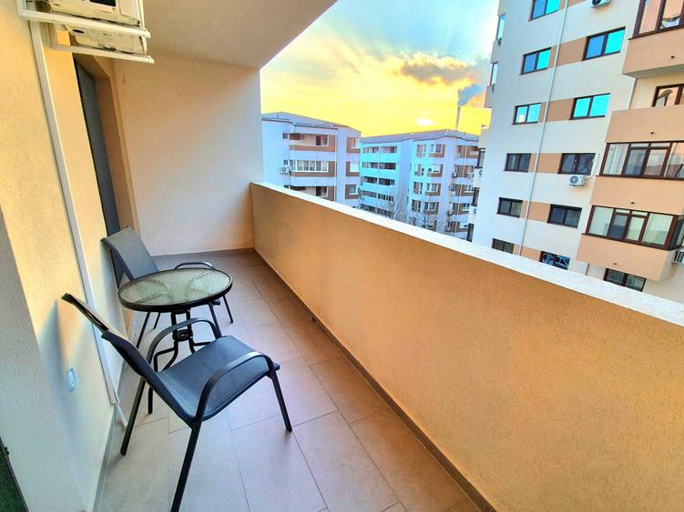 Apartament cu 2 camere decomandat în Runcu