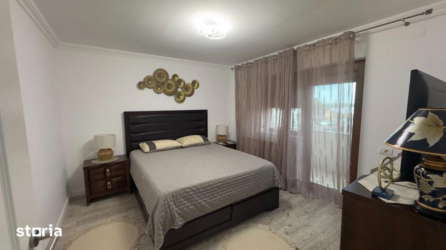 Casă cu 4 camere cu Teren 350 Mp în Lumina