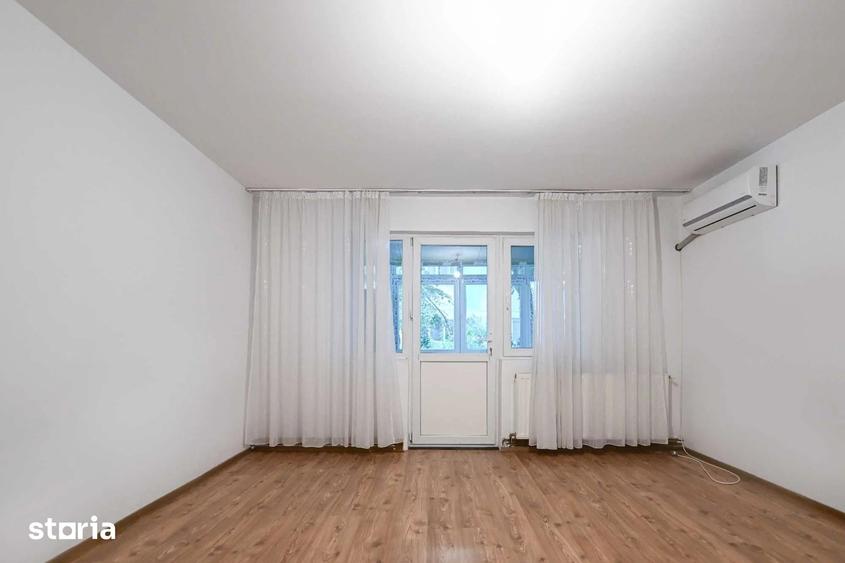 Apartament cu 2 camere semidecomandat în Rovine