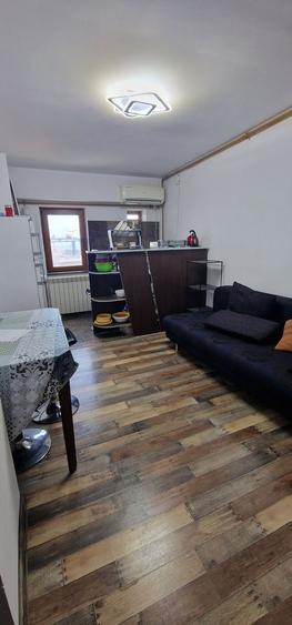 Apartament cu 2 camere decomandat, mobilat în Gara