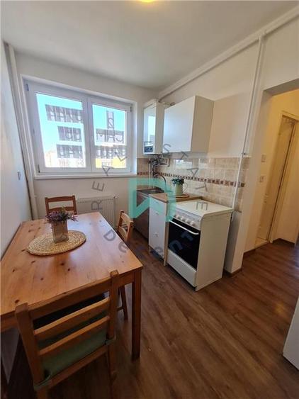 Apartament cu 2 camere semidecomandat în Astra