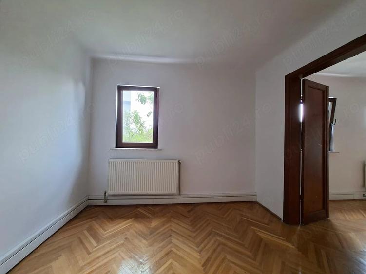 Apartament cu 2 camere decomandat în Primăverii