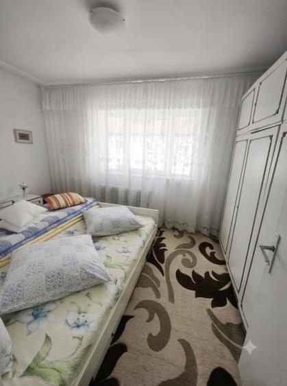 Apartament cu 2 camere semidecomandat, mobilat în Central