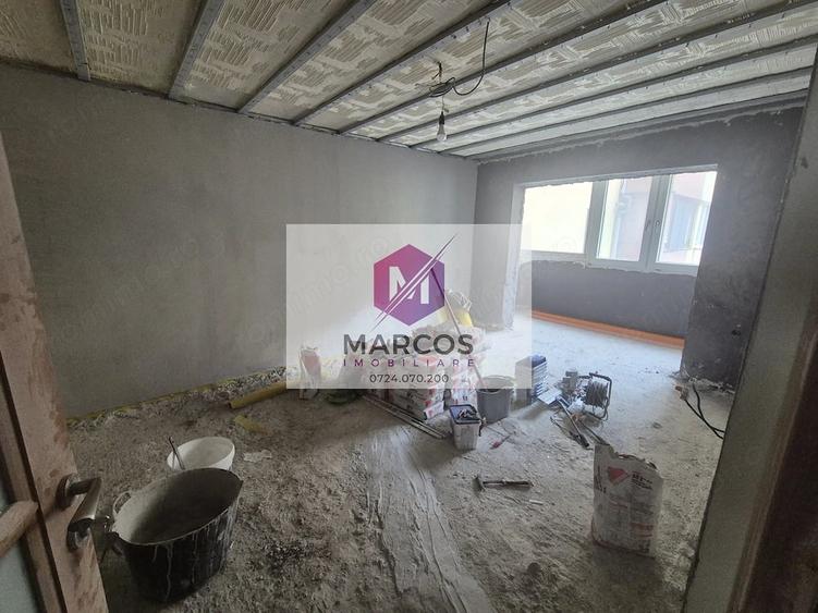 Apartament cu 3 camere decomandat în Cuptoare (Reșița)