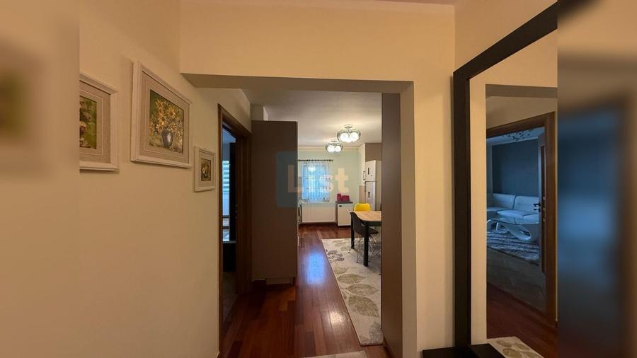 Apartament cu 3 camere decomandat în Zorilor