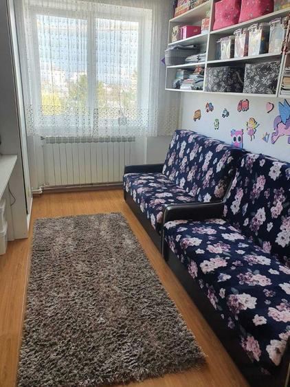 Apartament cu 3 camere decomandat în Sfântu Ilie