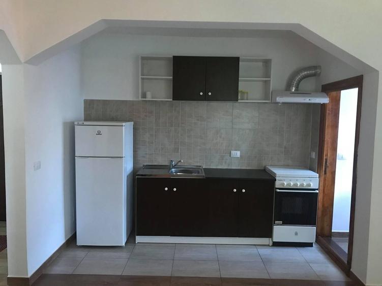 Garsonieră în Tătăranu