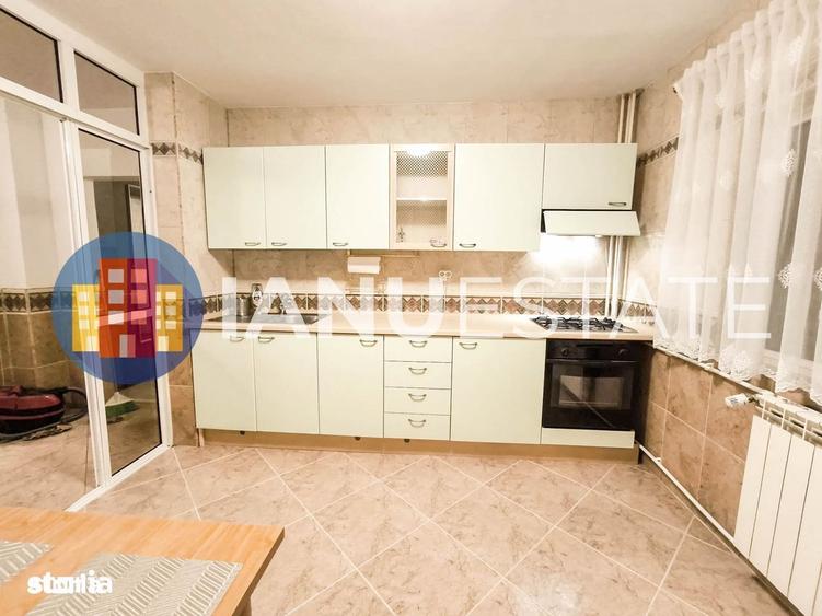 Apartament cu 3 camere semidecomandat, mobilat în Mihai Bravu
