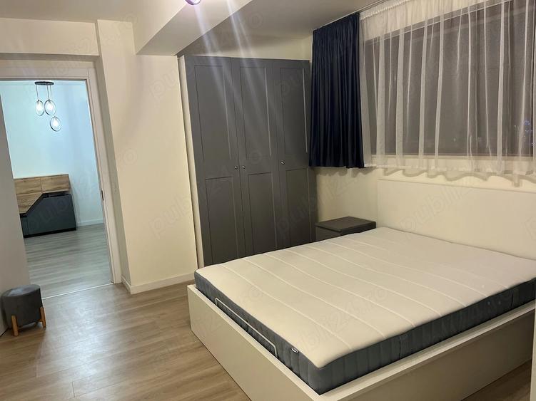 Apartament cu 2 camere semidecomandat, mobilat în Central