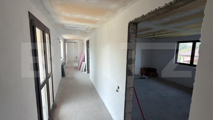 Casă individuală cu 5 camere cu Teren 1500 Mp în Exterior Sud