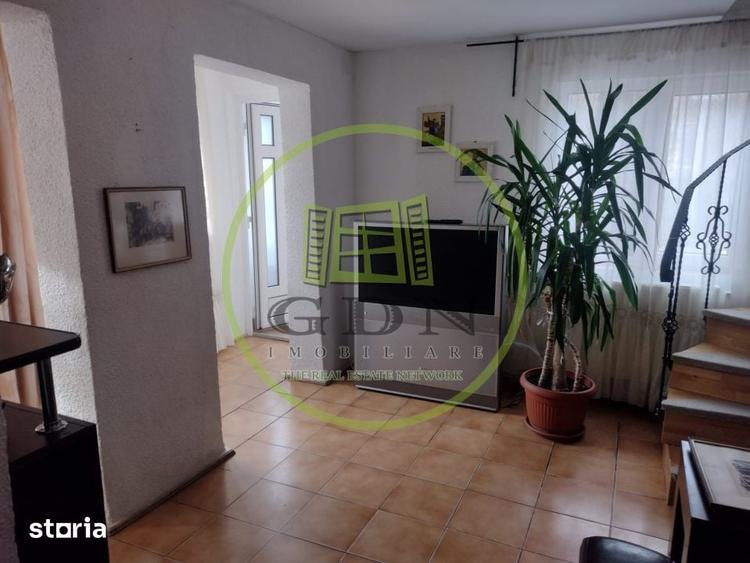 Casă cu 6 camere cu Teren 700 Mp în Valea Azugii