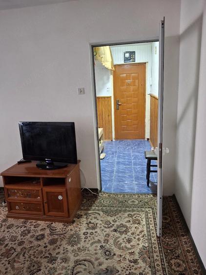 Apartament cu 2 camere semidecomandat în George Enescu