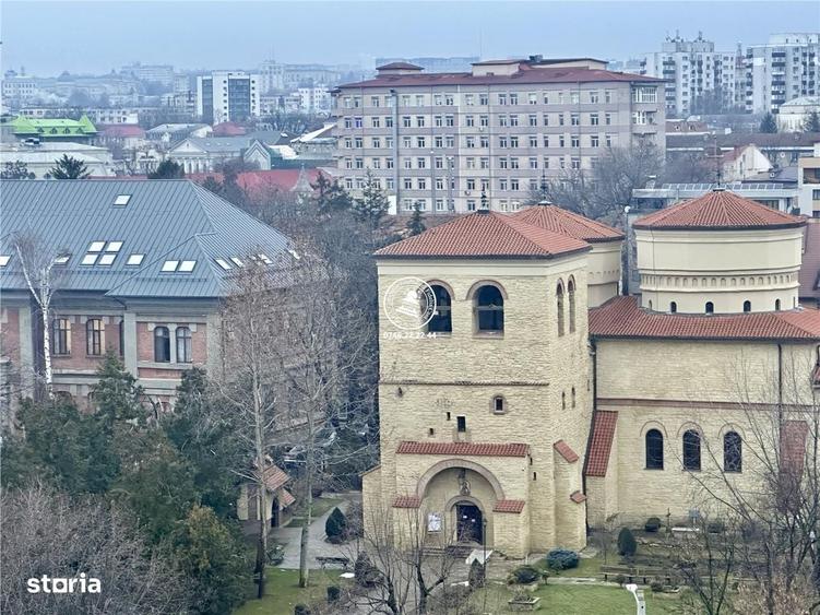 Apartament cu 3 camere decomandat în Ultracentral
