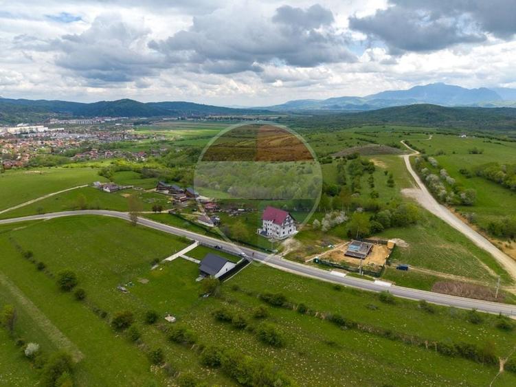 Teren Construcții intravilan de 1100 mp, în Bran