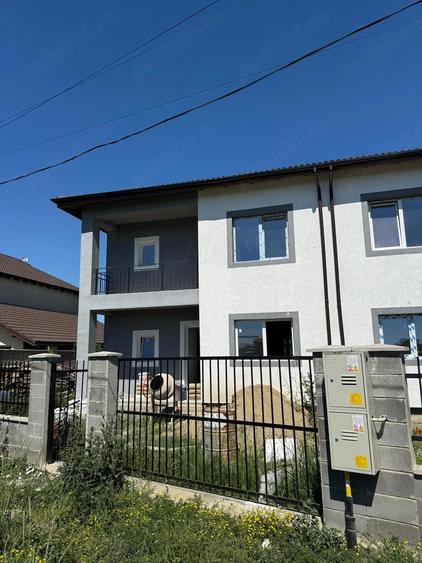 Casă cu Teren 302 Mp în Central