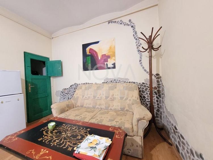 Apartament cu 2 camere nedecomandat, mobilat în Central