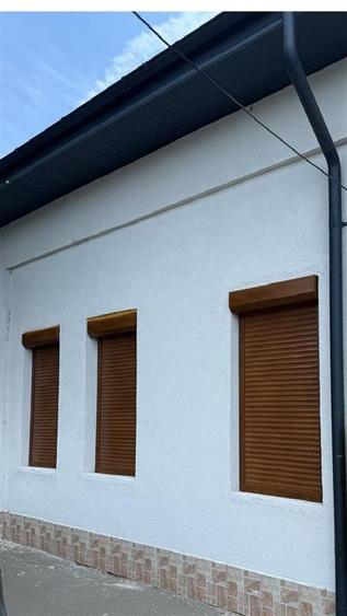 Casă cu 5 camere cu Teren 285 Mp în Central