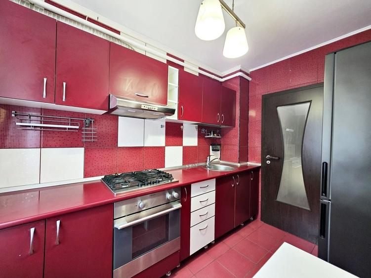 Apartament cu 2 camere semidecomandat, mobilat în Titan