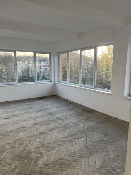 Spațiu comercial, în Hunedoara