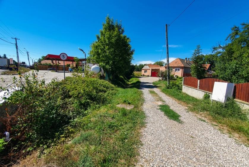 Teren Construcții intravilan de 2700 mp, în Lunca Calnicului