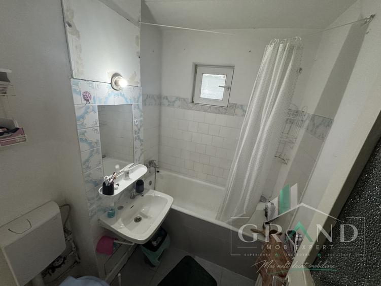 Apartament cu 3 camere semidecomandat, mobilat în Mănăștur