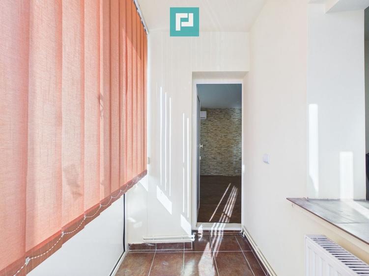 Apartament cu 3 camere decomandat în Alfa