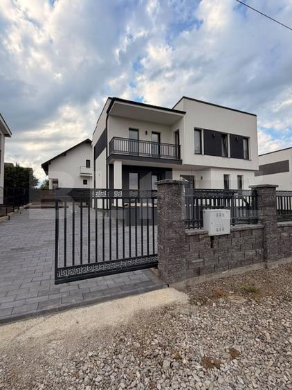 Casa cu etaj, 120 mp utili, 400 mp teren, Moara - Suceava - 2