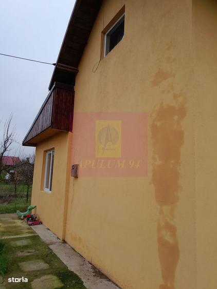 Casă cu 3 camere cu Canalizare în Bărcănești