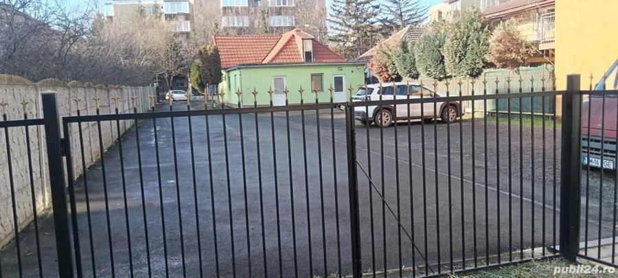 Apartament cu 3 camere decomandat în Aradului