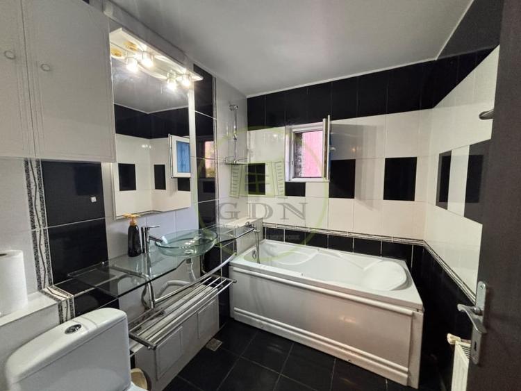 Apartament cu 3 camere decomandat, mobilat în 1 Mai