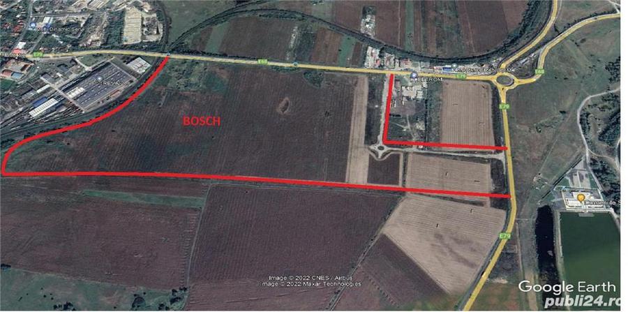 Teren de 5800 mp, în Central