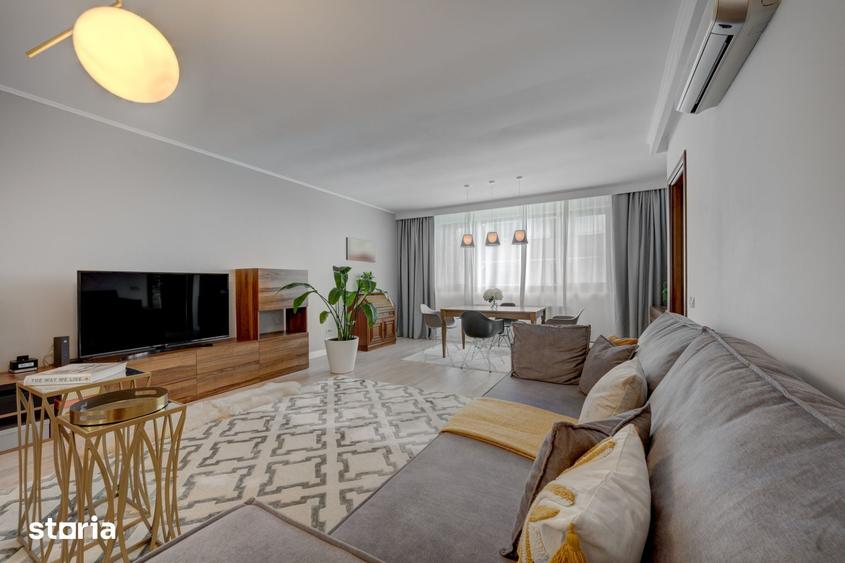 Apartament cu 4 camere în Sisești