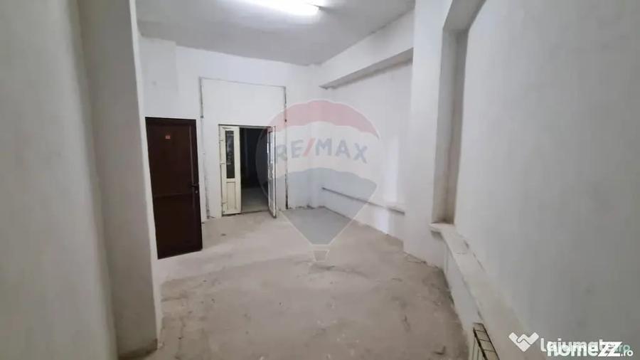 Spațiu comercial, de 190 mp, în Central