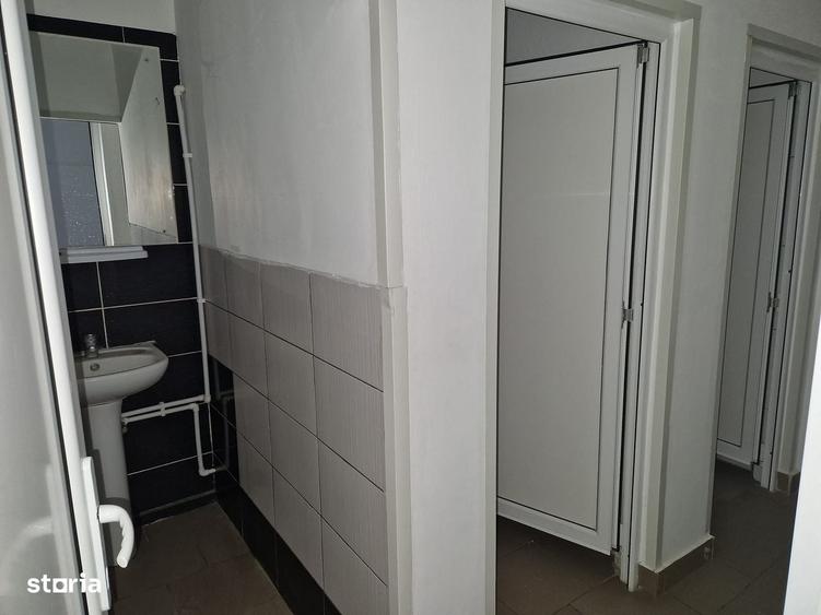 Spațiu comercial, de 380 mp, în Ciofrângeni