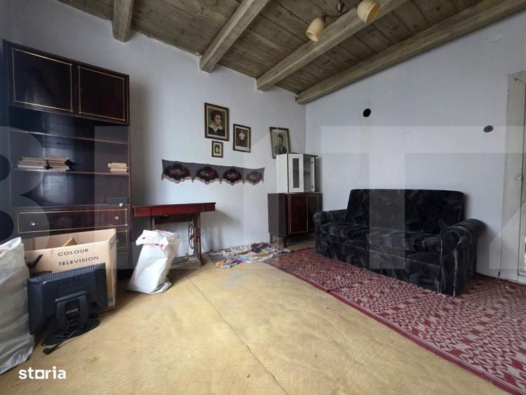 Casă cu 2 camere în Angheluș