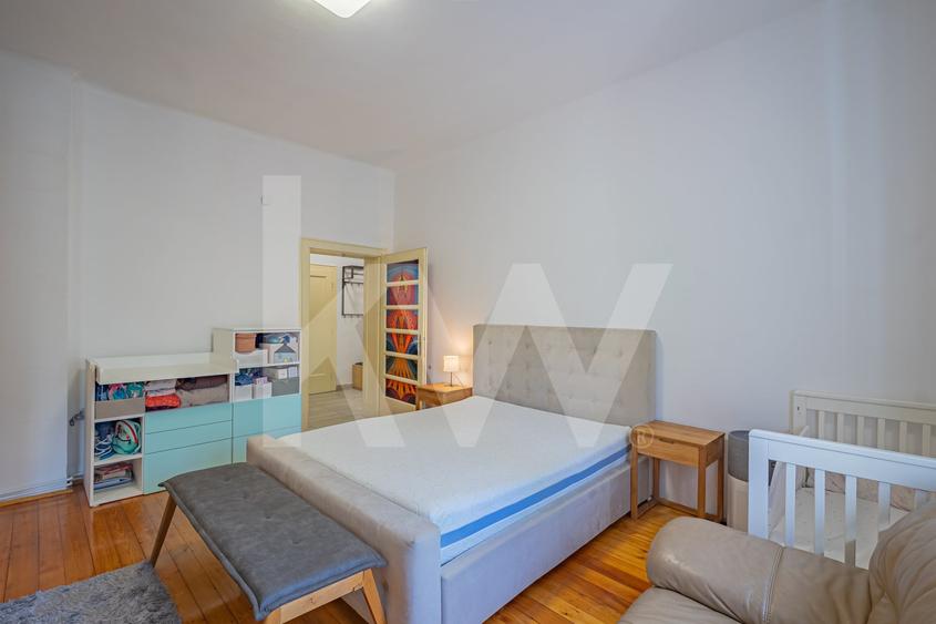 Apartament cu 2 camere semidecomandat, mobilat în Lupeni