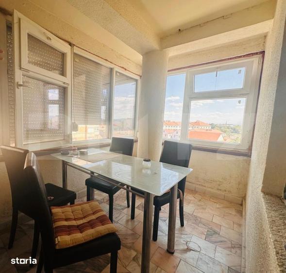Apartament cu 4 camere decomandat în Oșorhei