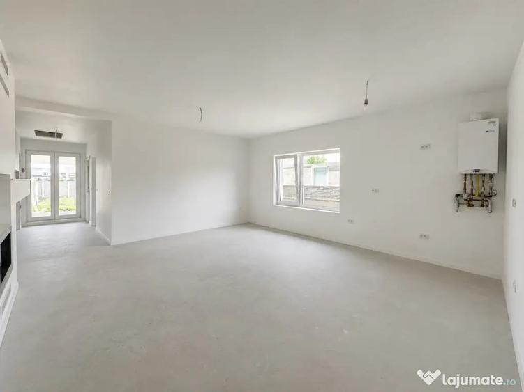 Casă cu 3 camere cu Teren 345 Mp în Moșnița Veche