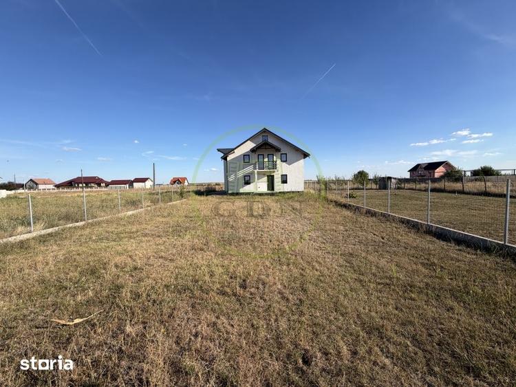 Casă cu 4 camere cu Teren 600 Mp în Ghercești