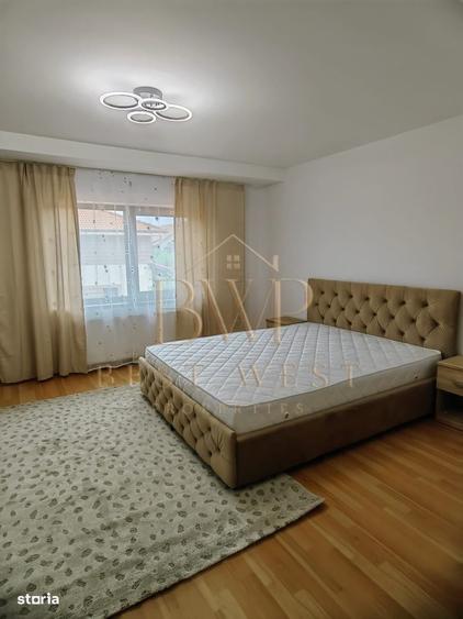Casă cu 4 camere în Dumbrăvița