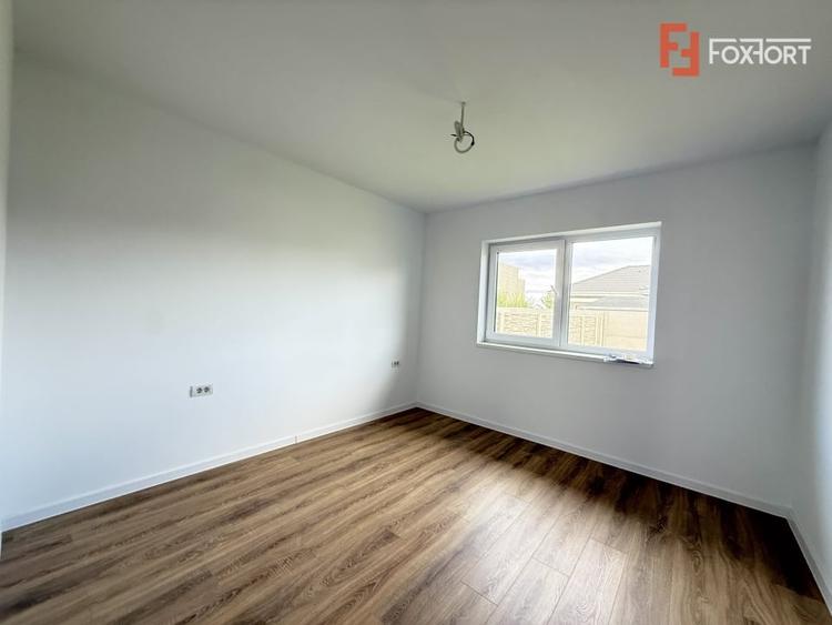 Duplex cu 4 camere cu Teren 247 Mp în Săcălaz