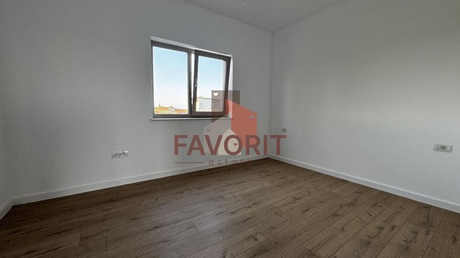 Apartament cu 3 camere semidecomandat în Remetea Mare