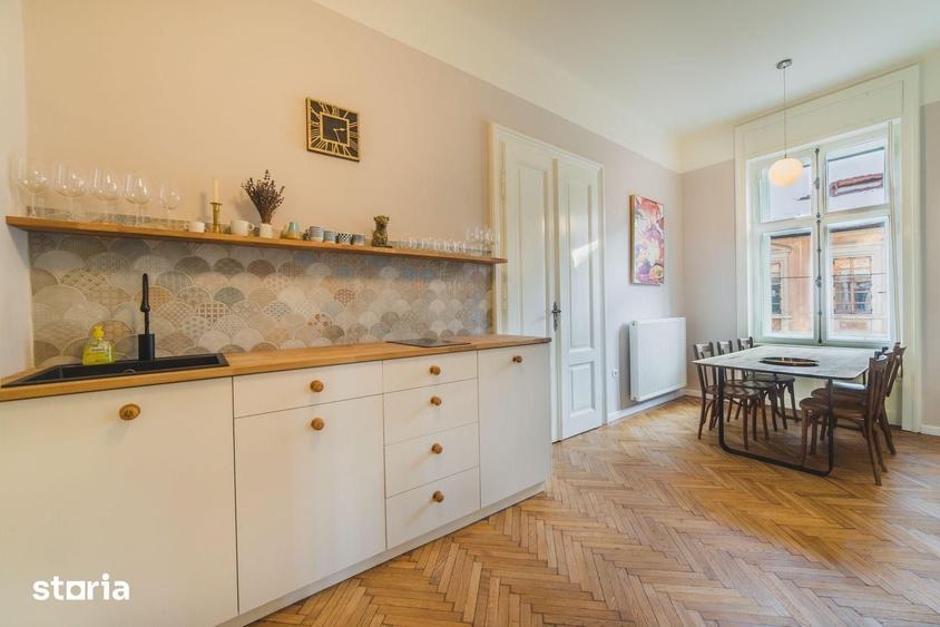 Apartament cu 4 camere în Central