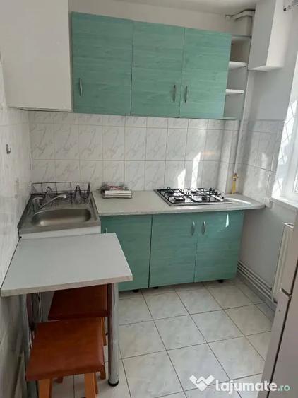 Garsonieră în Răcădău